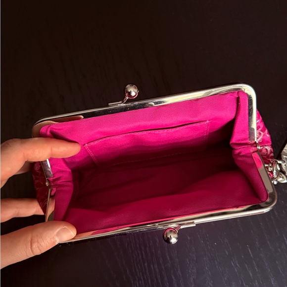 Coach Vintage Pink Kisslock Frame Wristlet Clutch